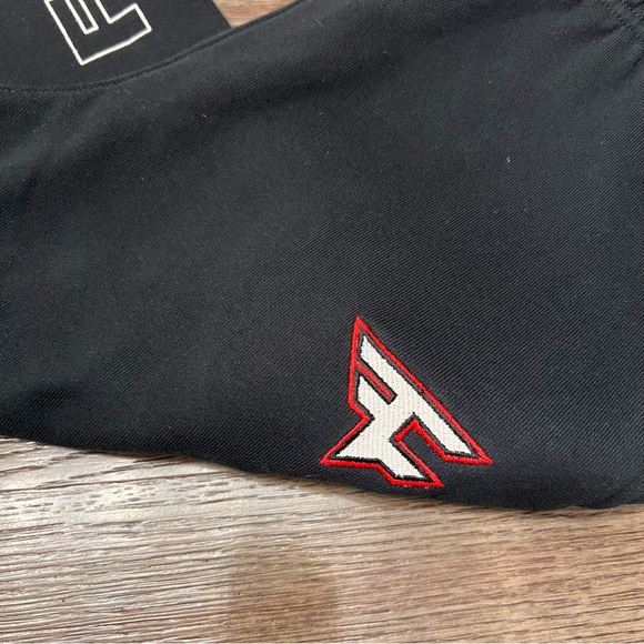 Faze Black Logo Sweats - Picture 2 of 13